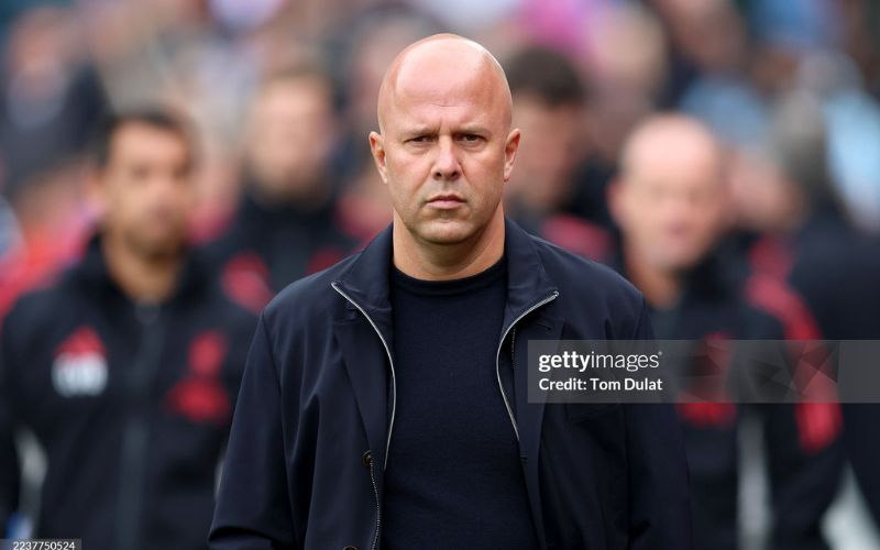 Sa thải Slot là bài học đắt giá với Liverpool