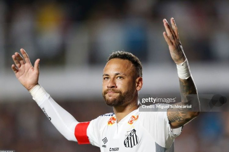 Cơn ác mộng chấn thương đeo bám Neymar