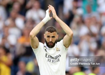 Benzema - Real Madrid: Mối lương duyên chưa khép lại?