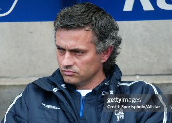 Mourinho và câu nói thay đổi hoàn toàn bóng đá Anh