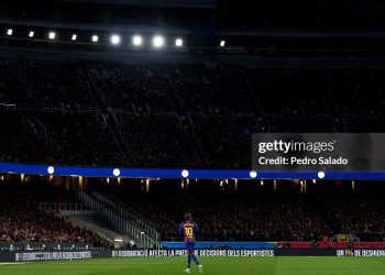 Ngày Camp Nou hồi sinh và Barca tái sinh