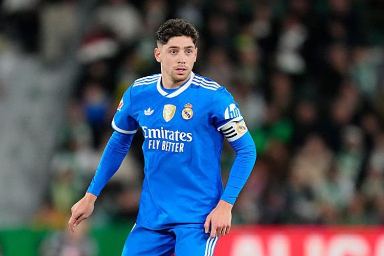 Khủng hoảng tại Real Madrid: Valverde nguy cơ rời đi