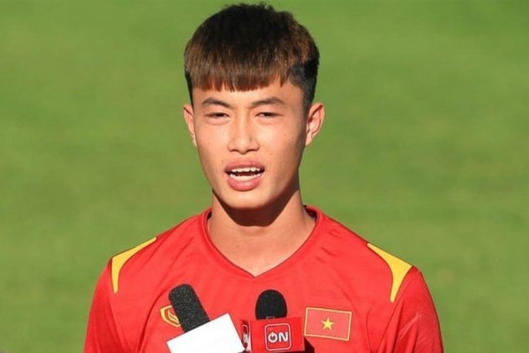 Văn Trường lỡ hẹn SEA Games, CLB Hà Nội cam kết đồng hành đến ngày trở lại