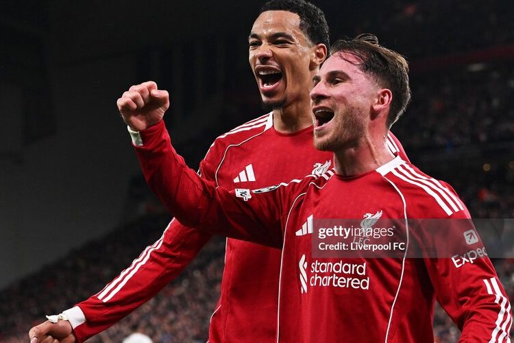 Champions League có đang quá dễ cho Premier League?