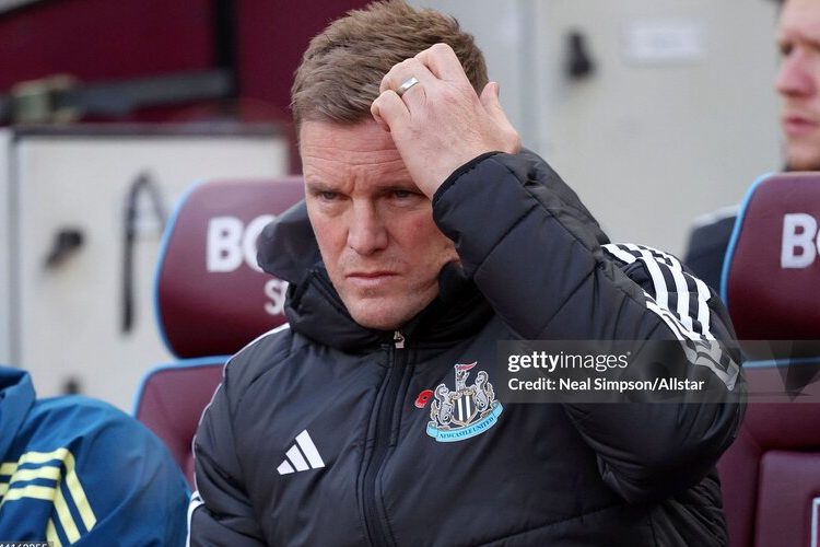 Newcastle có trận thua tệ nhất dưới thời Howe