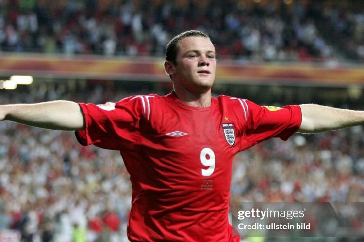 Tuổi 18 dữ dội của Wayne Rooney