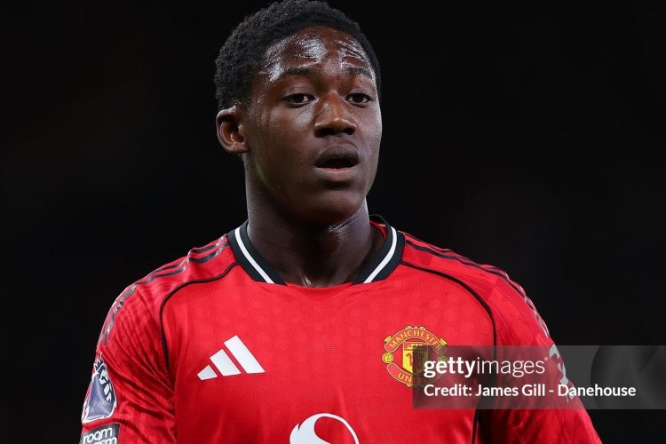 Vết xe đổ 89 triệu bảng của MU?