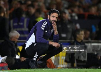 Điểm yếu chí mạng của MU