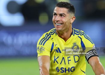 Hành trình thành tỷ phú bóng đá của Ronaldo