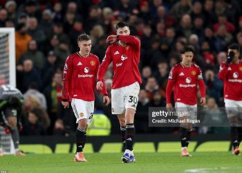 MU trả giá vì sai lầm trước Wolves