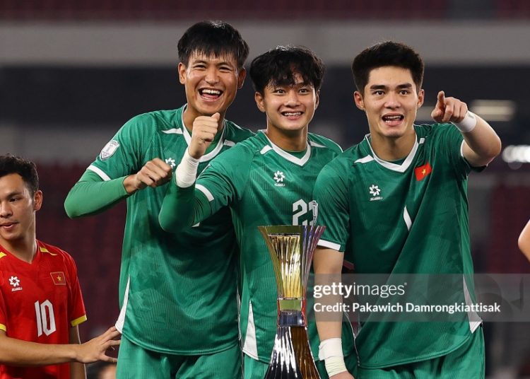 Bước đệm để bóng đá Việt Nam hướng tới World Cup