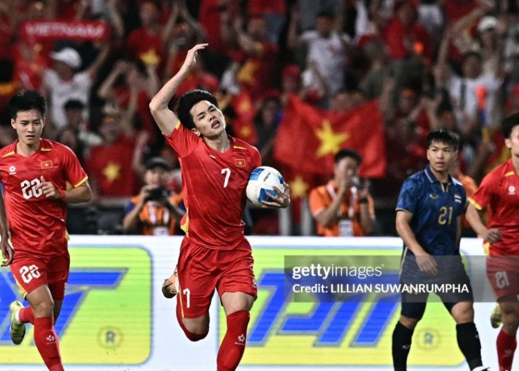 Không ngủ quên với HCV, U23 Việt Nam chạy đua sinh tồn