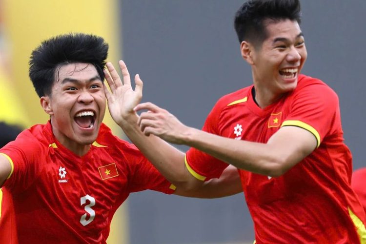 U22 Việt Nam đánh bại Malaysia, thẳng tiến vào bán kết SEA Games 33