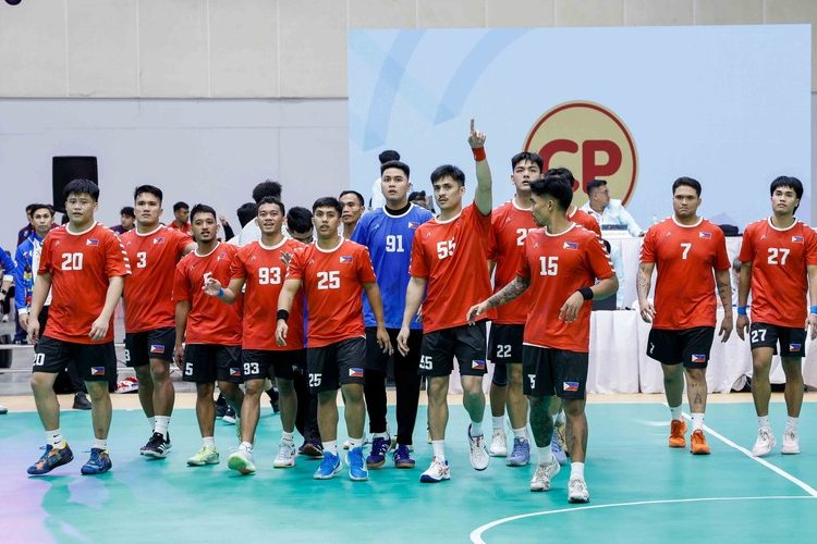 Philippines vui khi chỉ thua sát nút Việt Nam trong bóng ném