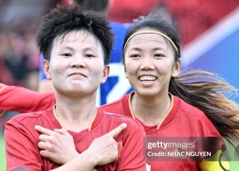 Việt Nam - Malaysia: Ra quân thắng mãn nhãn