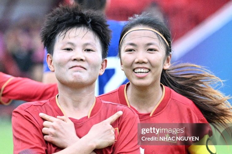 Việt Nam - Malaysia: Ra quân thắng mãn nhãn