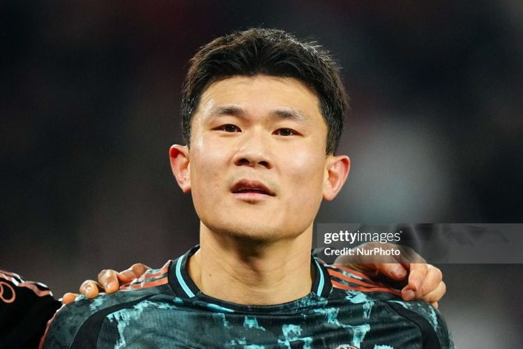 Số phận của trung vệ đắt giá nhất châu Á