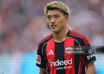 Hiện tượng bóng đá Nhật Bản trên đất Đức