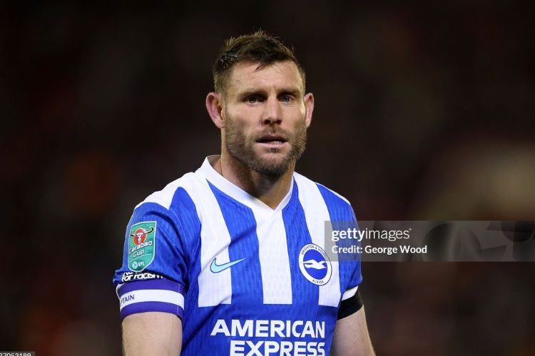 Ngả mũ với James Milner