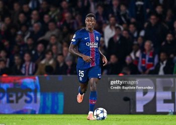 Bội thu danh hiệu, sao PSG gây kinh ngạc