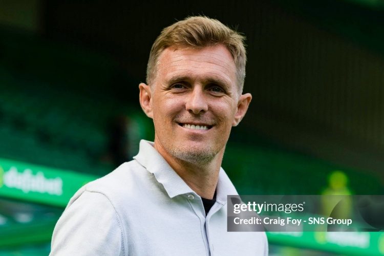 MU chia 3 bước chọn HLV trưởng