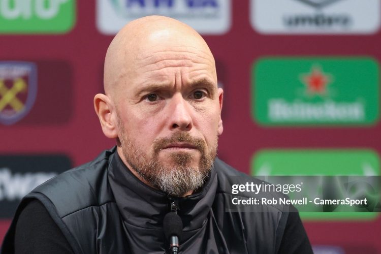 Ten Hag tái xuất bóng đá