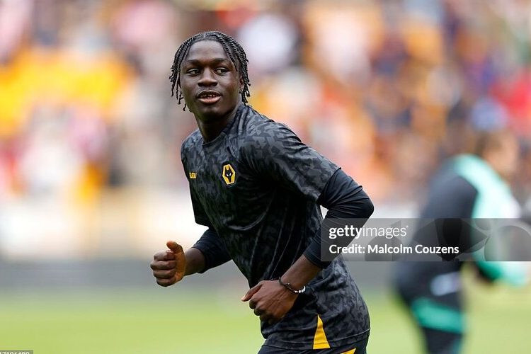 Mateus Mane thắp lại ánh sáng hy vọng tại Molineux